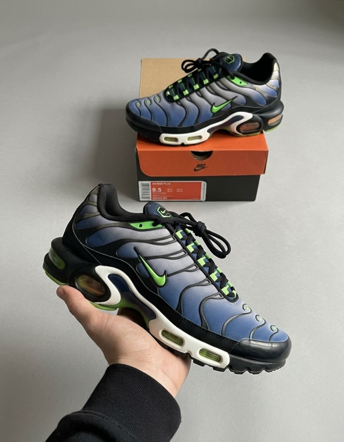 After: the same trainers presented as a studio shot with their box