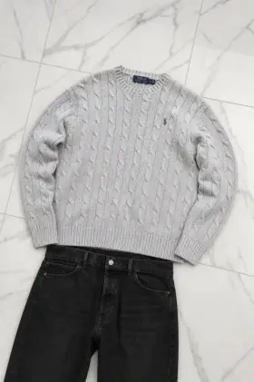 Knit and jeans, photographed by Reframe